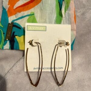 NEW A.V. Max Gold tone Oblong Hoop Earrings hammered texture